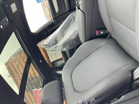 Used 2023 VinFast VF 8 Plus image 51