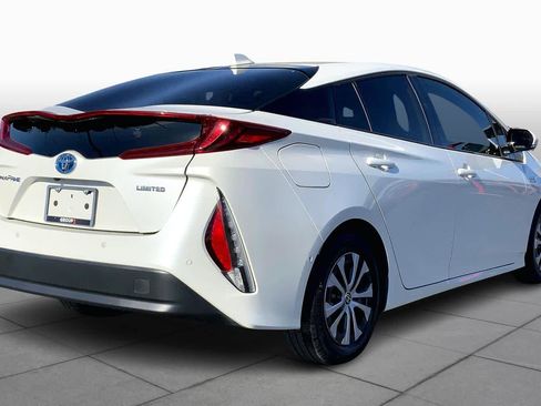 Used 2020 Toyota Prius Prime Limited image 12