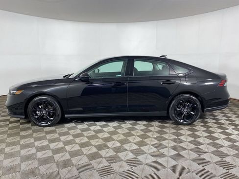 Used 2025 Honda Accord SE image 25