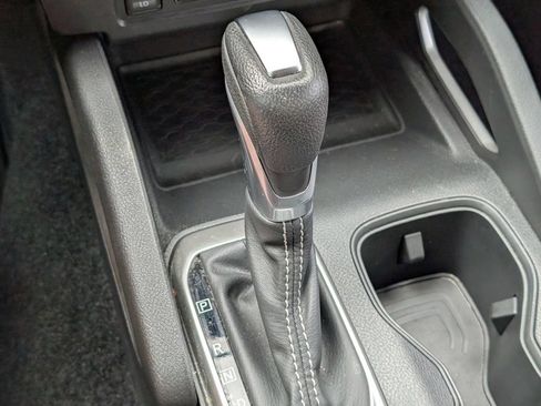 Used 2025 Nissan Frontier SV w/ SV Convenience Package RWD image 20