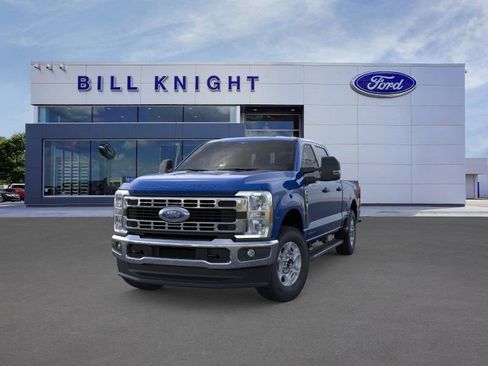 New 2026 Ford F250 XLT w/ FX4 Off-Road Package image 2