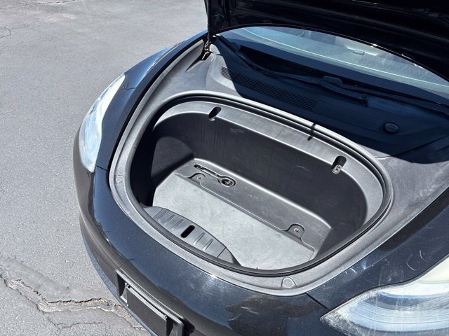 Used 2020 Tesla Model 3 Standard Range Plus RWD image 27