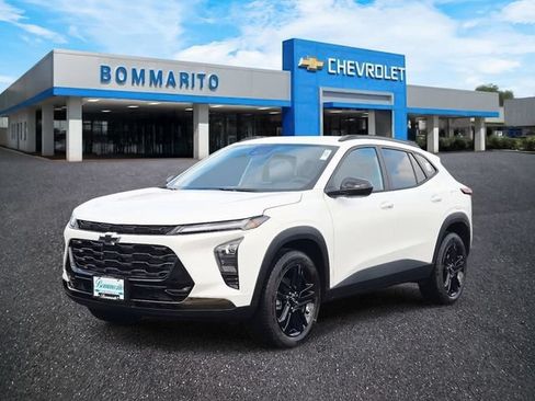New 2026 Chevrolet Trax ACTIV w/ Driver Confidence Package FWD image 1