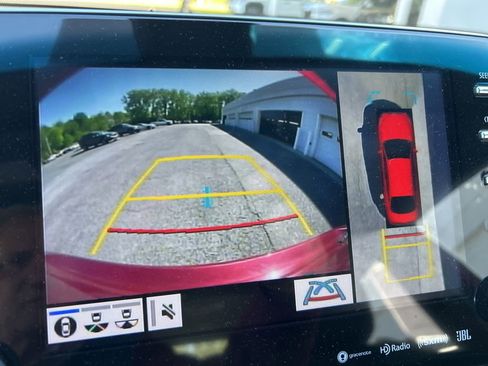 Used 2020 Toyota Avalon Touring w/ Advanced Safety Package FWD image 13