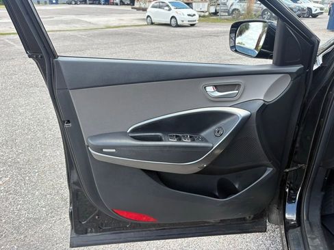 Used 2018 Hyundai Santa Fe Sport FWD image 10