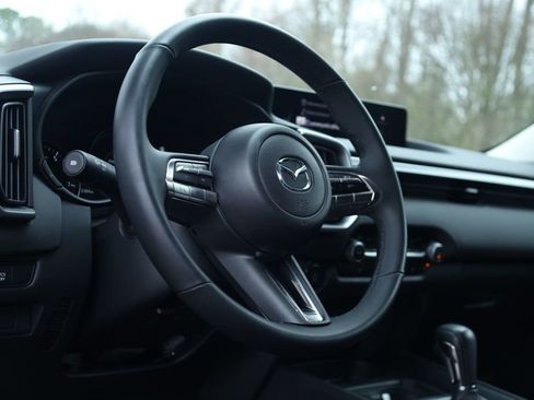 Used 2025 MAZDA CX-50 AWD 2.5 S w/ Premium Package image 22