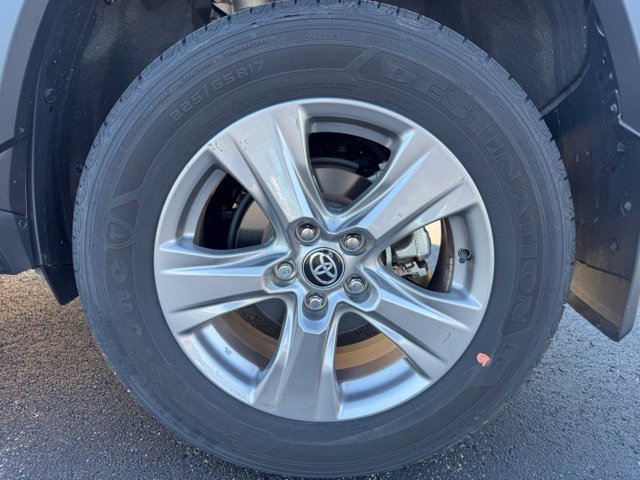 Used 2023 Toyota RAV4 XLE w/ Convenience Package AWD/4WD image 11
