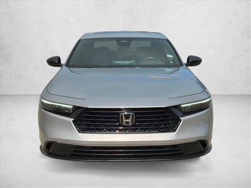 Used 2024 Honda Accord Sport image 2