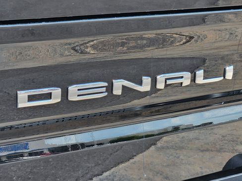 New 2025 GMC Sierra 1500 Denali Ultimate image 13