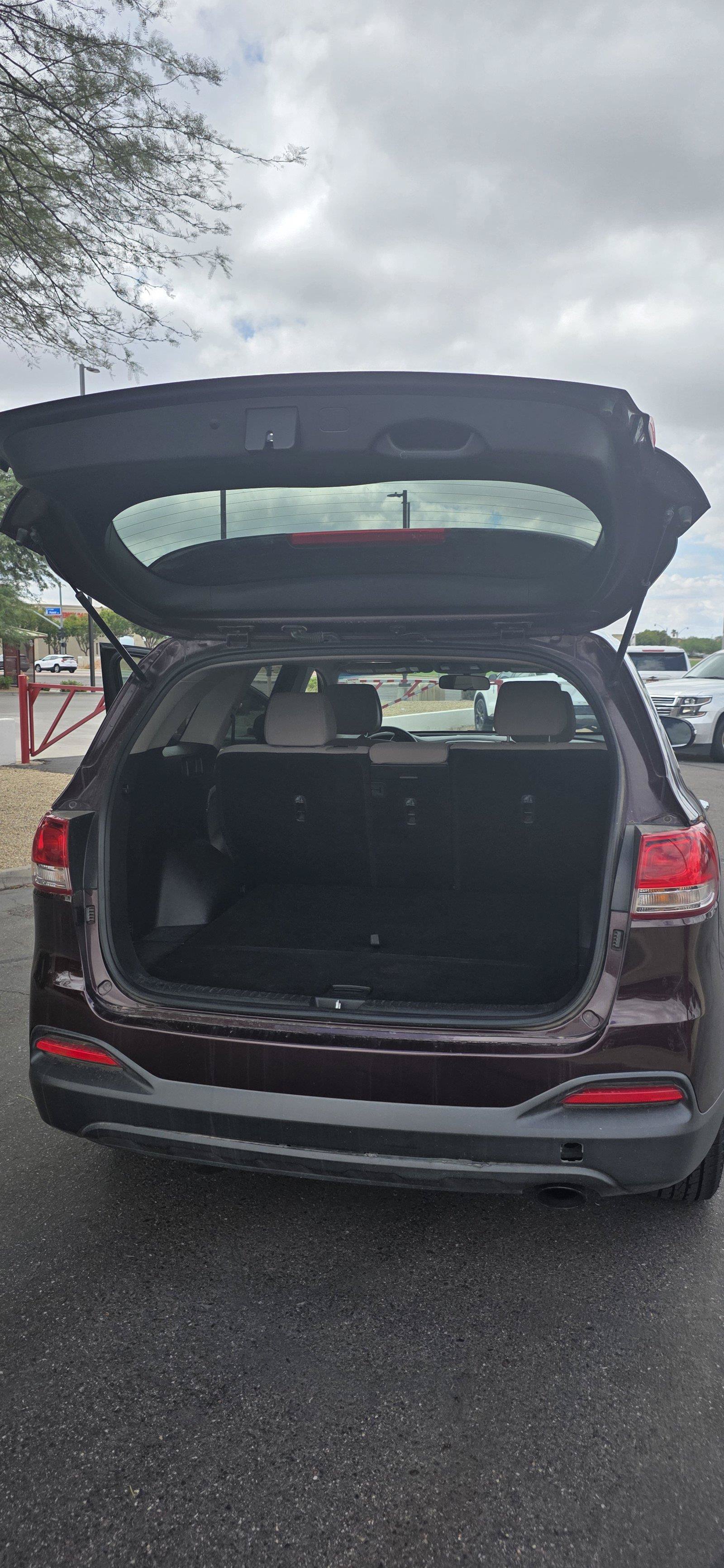 Used 2016 Kia Sorento FWD image 9