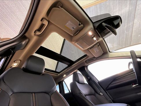 Used 2025 MAZDA CX-50 2.5 Hybrid w/ Premium Plus Pkg image 13