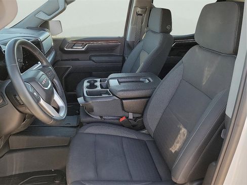 Used 2023 GMC Sierra 1500 SLE image 14