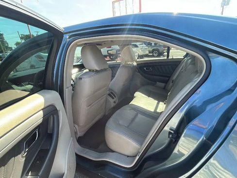 Used 2010 Ford Taurus SEL image 10