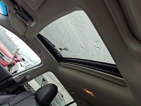 Used 2020 Subaru Outback Limited image 16