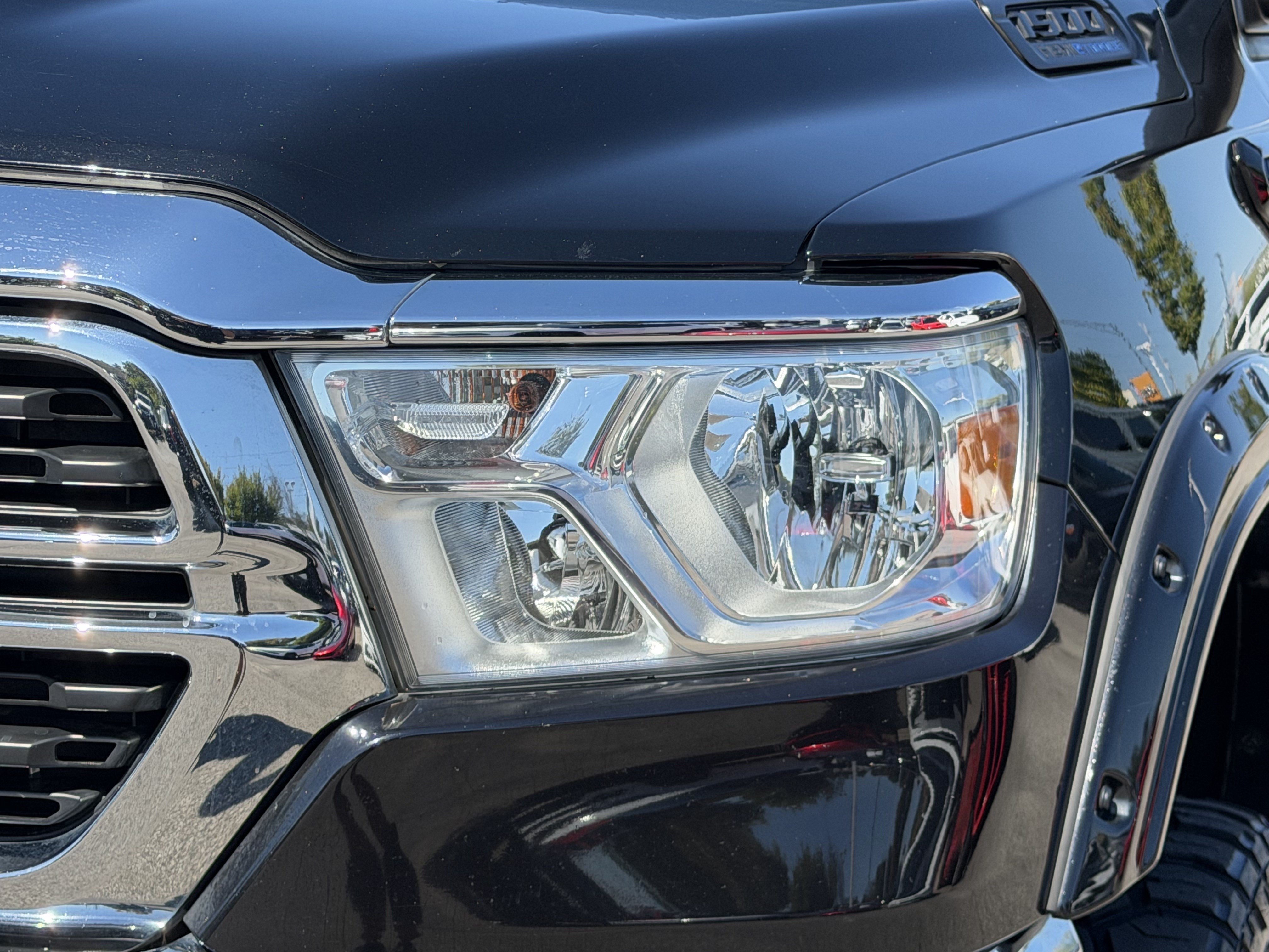 Used 2022 RAM 1500 Big Horn AWD/4WD image 6