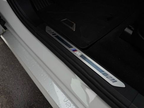 Used 2026 BMW X7 xDrive40i w/ M Sport Package image 19