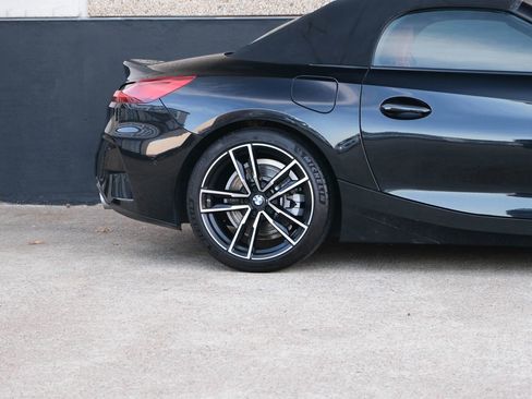 Used 2019 BMW Z4 sDrive30i image 12