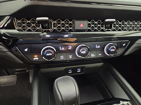 Used 2023 Honda Accord EX-L image 22