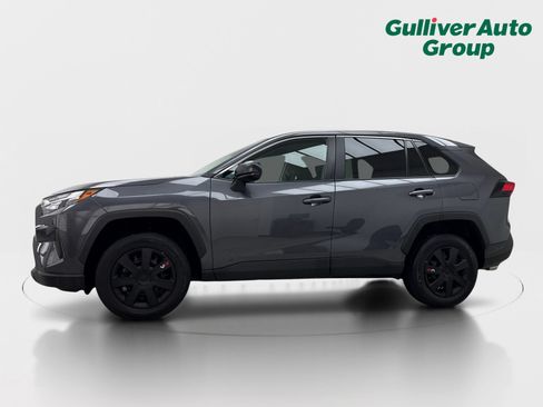 Used 2023 Toyota RAV4 LE FWD image 2