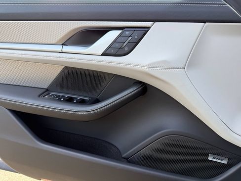 New 2025 Porsche Taycan 4S AWD/4WD image 12