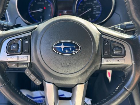 Used 2016 Subaru Legacy 2.5i Premium AWD/4WD image 21