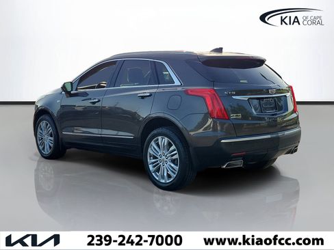 Used 2019 Cadillac XT5 Premium Luxury FWD image 4