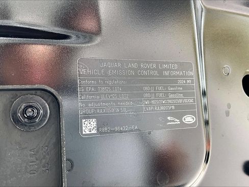 Certified 2024 Land Rover Defender 110 Carpathian Edition AWD/4WD image 31