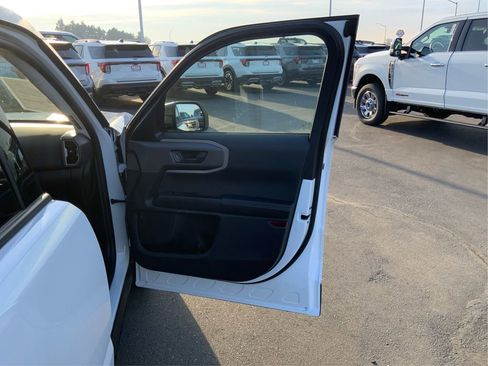 Used 2025 Ford Bronco Sport Outer Banks image 22