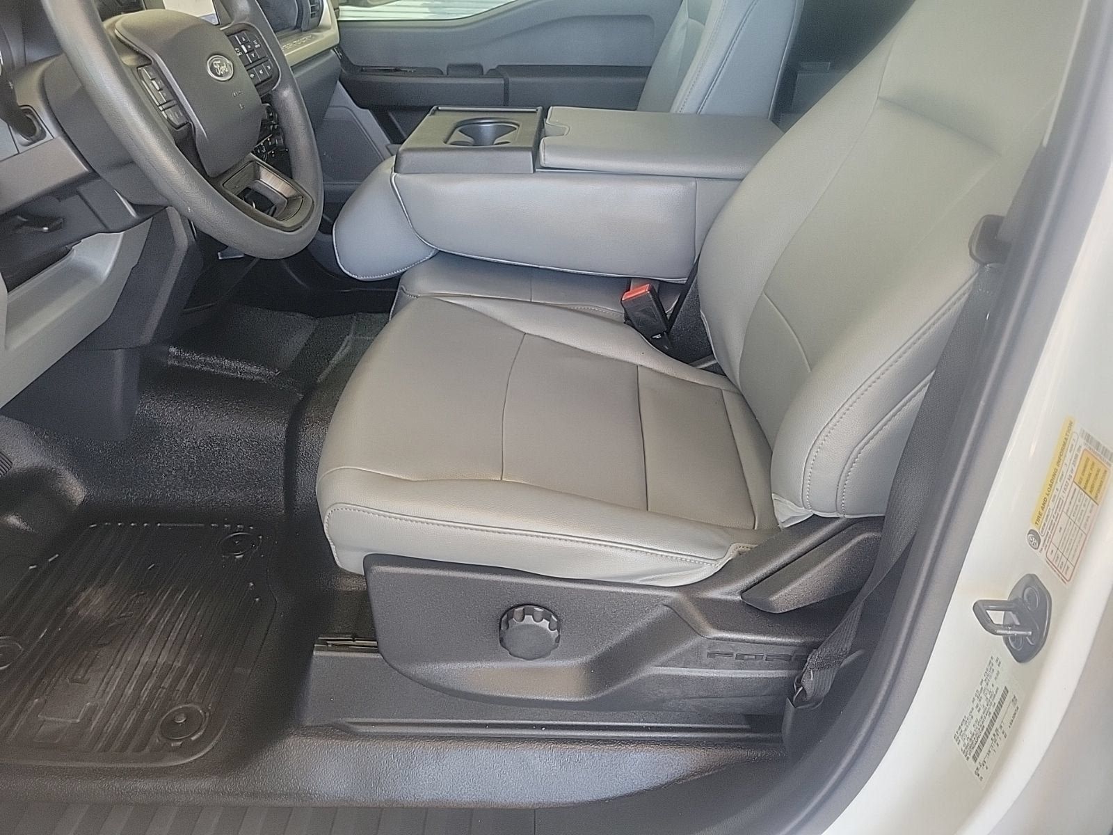 Used 2023 Ford F250 XL w/ XL Chrome Package RWD image 16