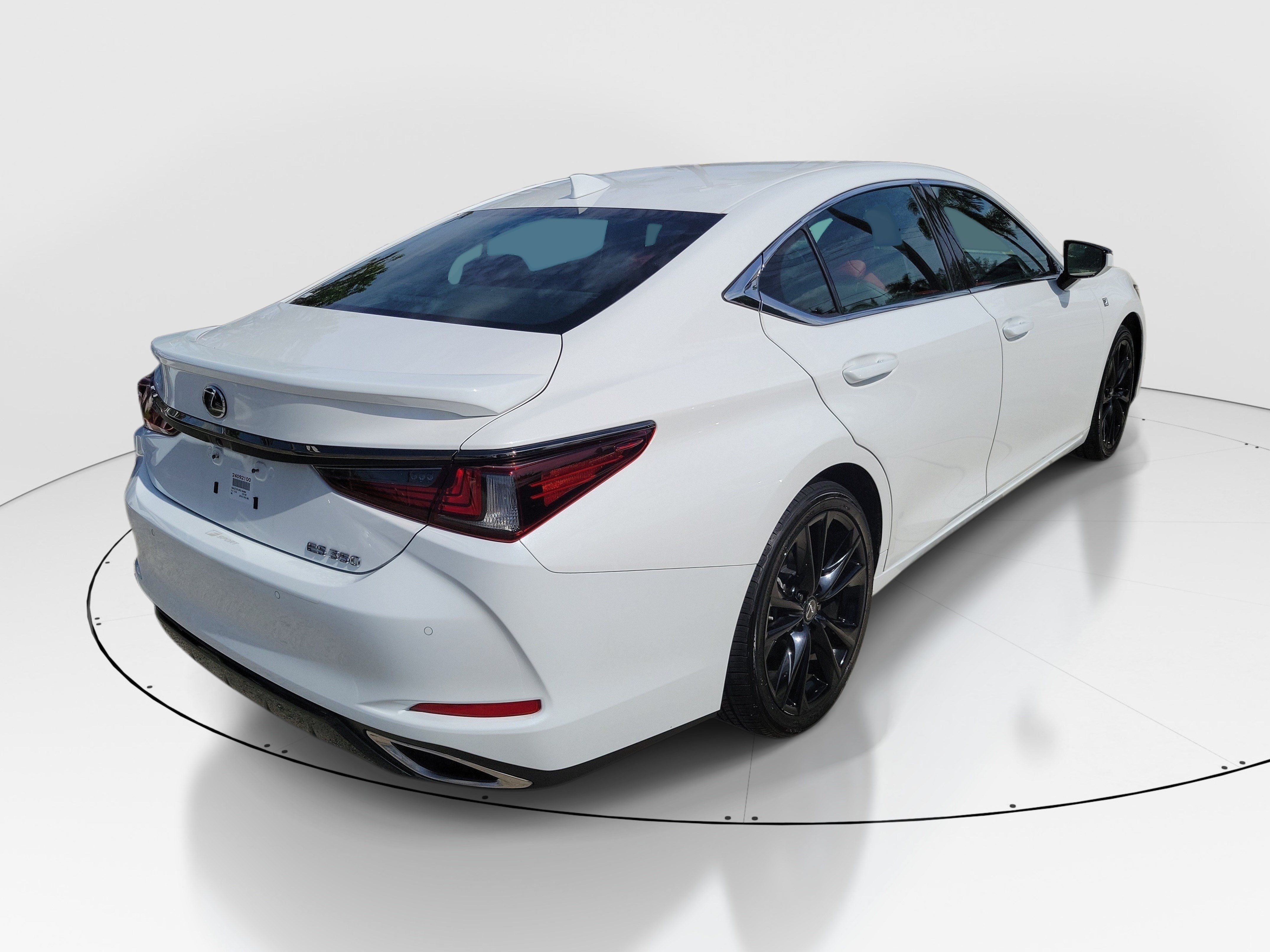 Used 2024 Lexus ES 350 F Sport w/ Accessory Package (Z2) FWD image 6