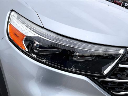 Certified 2020 Ford Explorer XLT w/ Equipment Group 202A image 35