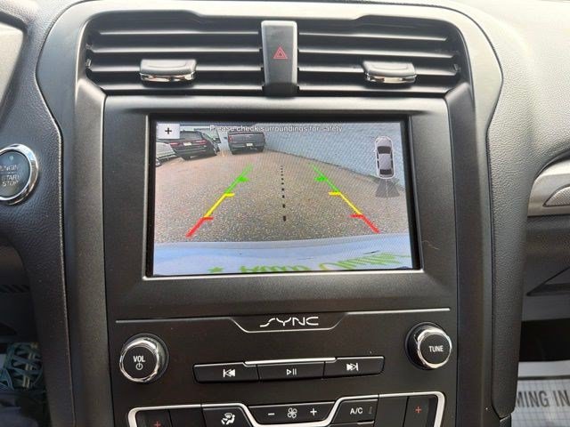 Used 2019 Ford Fusion SE w/ Equipment Group 151A FWD image 29