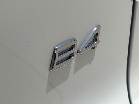 New 2026 Volvo XC40 B4 Core w/ Protection Package Premier image 8