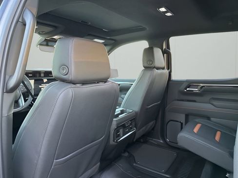 New 2026 GMC Sierra 1500 AT4 w/ AT4 Premium Package image 18