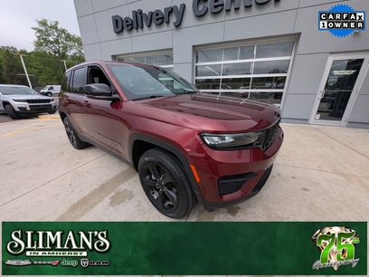Used 2023 Jeep Grand Cherokee Altitude