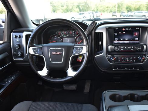 Used 2015 GMC Sierra 1500 SLE w/ SLE Value Package AWD/4WD image 17