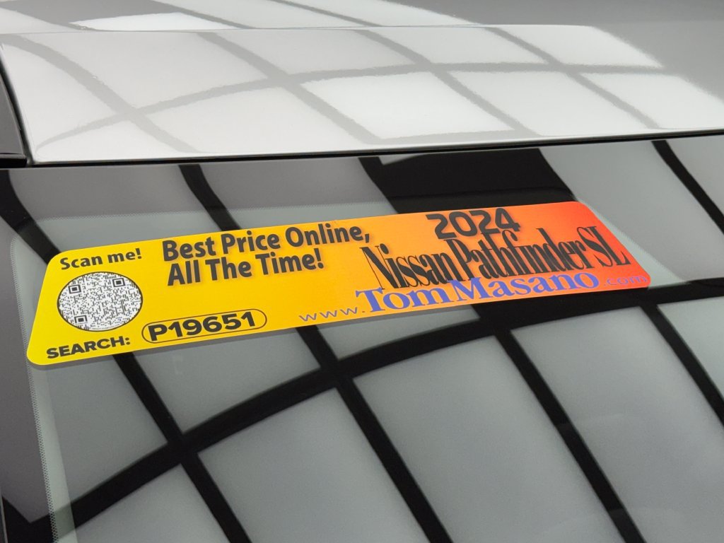 Used 2024 Nissan Pathfinder SL AWD/4WD image 6