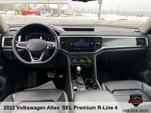 Used 2022 Volkswagen Atlas SEL Premium image 9