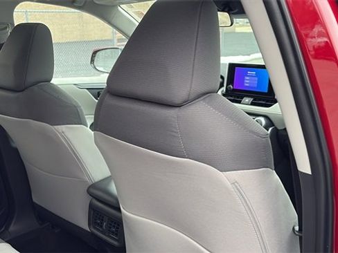 New 2025 Toyota RAV4 XLE image 28