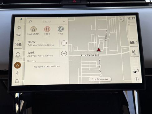 Used 2024 Land Rover Range Rover Sport SE image 33