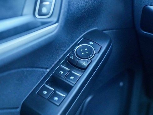 Used 2022 Ford Escape SE image 29