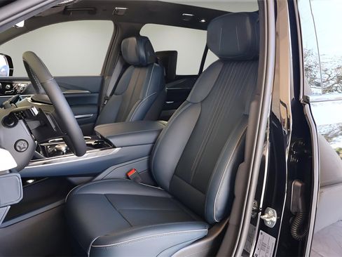 New 2025 Cadillac Escalade IQ Luxury 2 w/ LPO, Radiant Package image 12