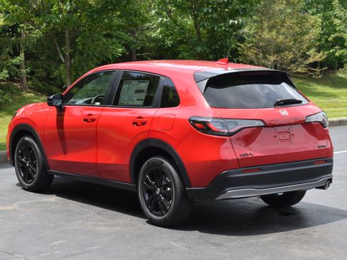 New 2027 Honda HR-V Sport image 5