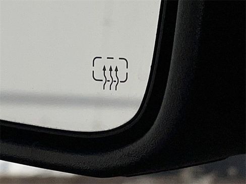 Used 2017 RAM 1500 Express image 30