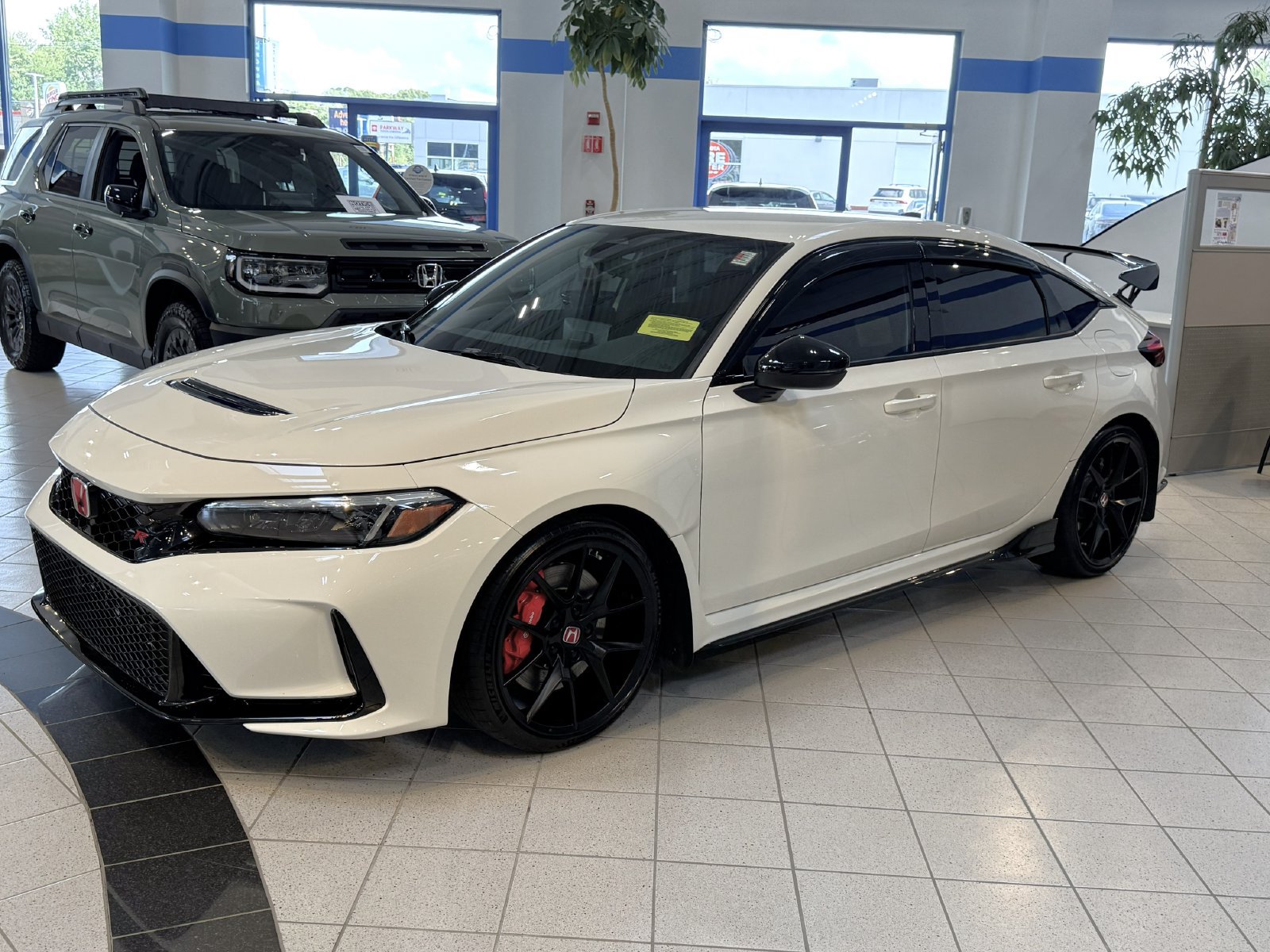 Used 2025 Honda Civic Type R image 30