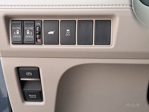 New 2026 Honda Odyssey EX-L image 23