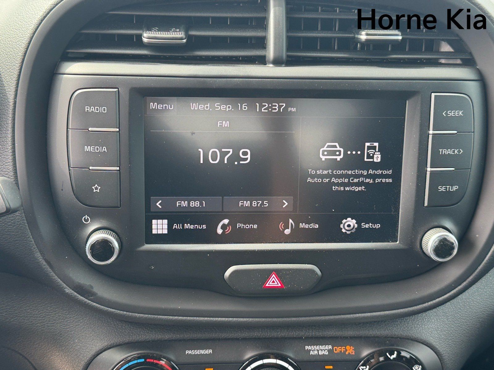 Used 2023 Kia Soul LX FWD image 21