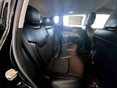 Used 2022 Jeep Compass Latitude w/ Convenience Group image 16