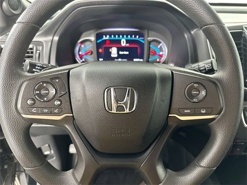 Used 2022 Honda Pilot Sport image 18