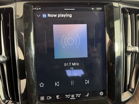 Used 2024 Volvo XC60 B5 Plus image 22